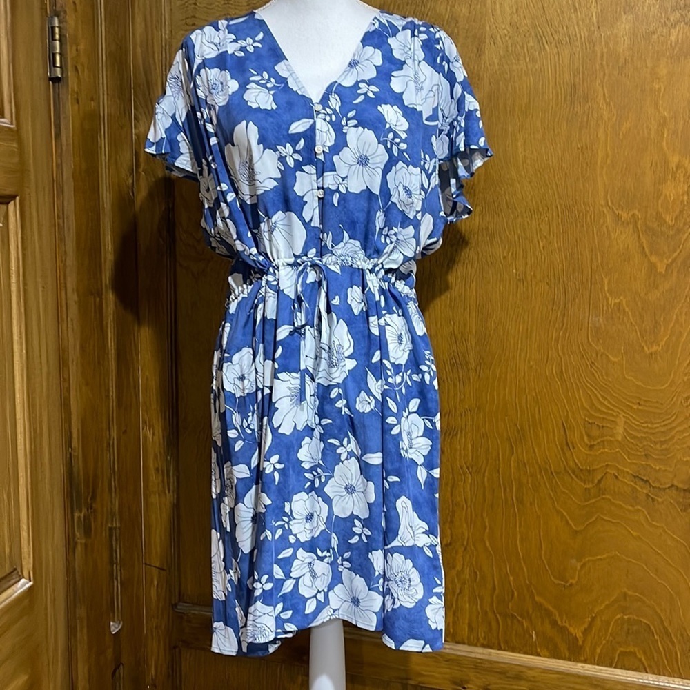 GAP Blue and White Floral Midi Dress